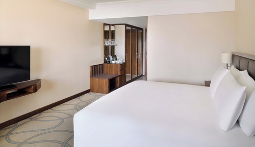 Classic Room, 1 King Bed, Smoking
