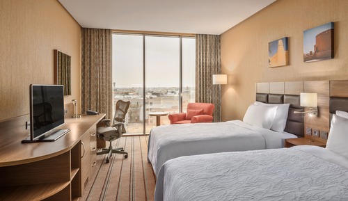 Family Room, 3 Twin Beds