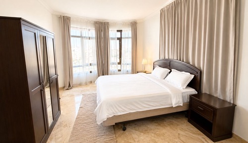Apartment, City View
