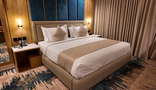 Junior Suite, City View