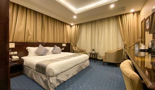 Junior Suite, City View