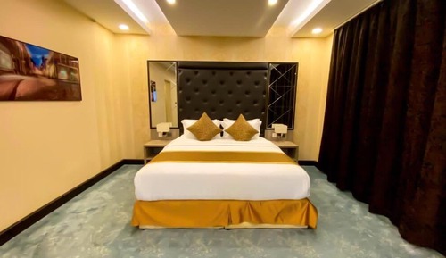 Presidential Suite, City View