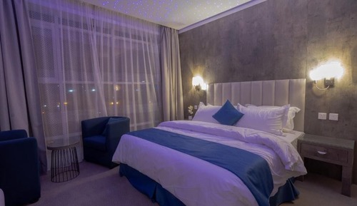 Family Studio Suite, Garden View