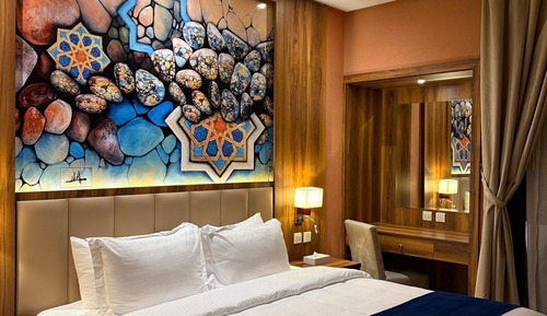 Deluxe Room, City View