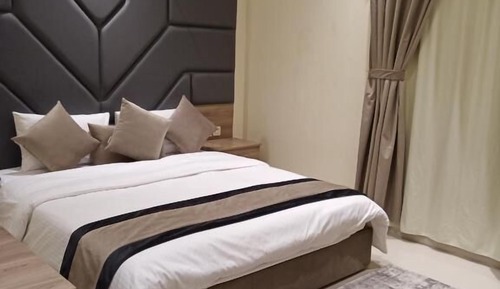 Luxury Apartment, Non Smoking, Housekeeping