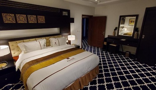 Junior Suite, Courtyard Area