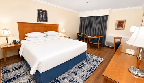 Standard Room, 1 King Bed