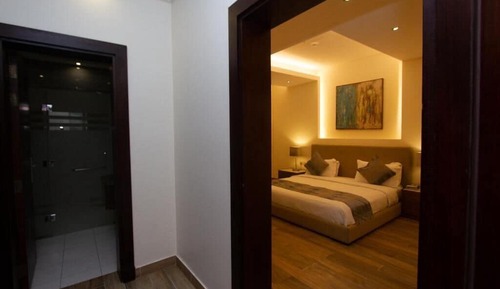 Superior Suite, Balcony, City View