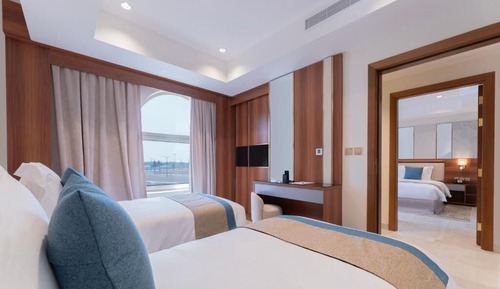 Grand Suite, City View