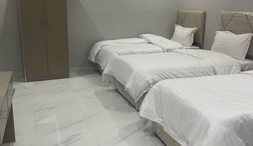 Economy Triple Room
