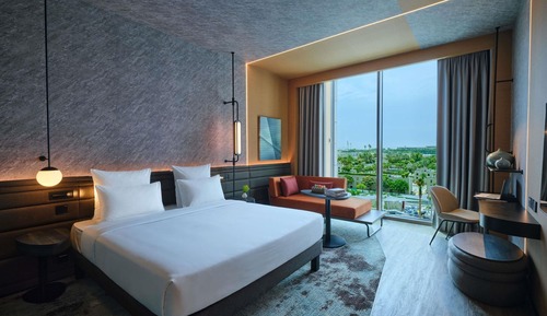 Superior Room, 1 King Bed