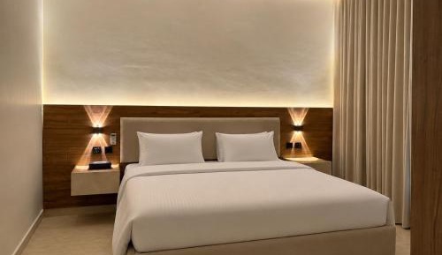Three-Bedroom Apartment - High Floor
