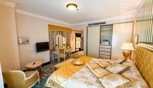 Royal Suite