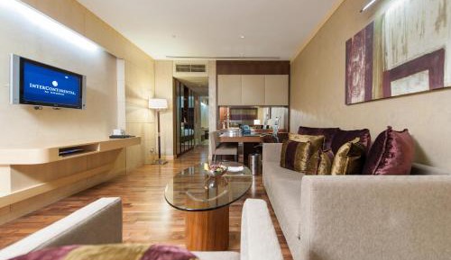 Premium King Room - Club Lounge Access