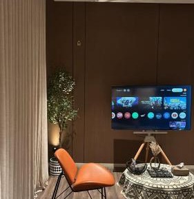 King Studio with Sofa Bed