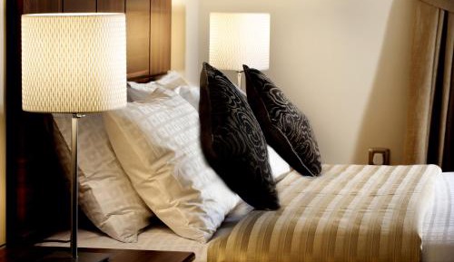 Deluxe King Suite