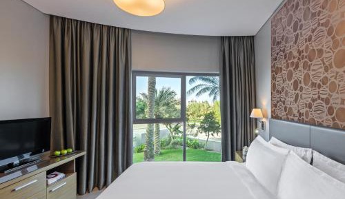 City View Duplex Two Bedroom Apartment with Balcony