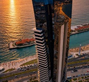 Two-Bedroom Apartment with Terrace and Sea View