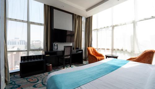 Deluxe Suite