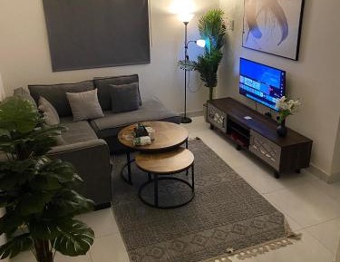 Deluxe Studio