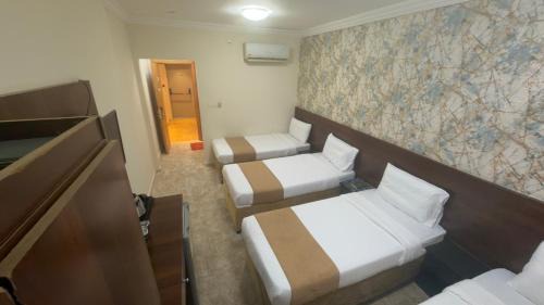 Economy Quadruple Room