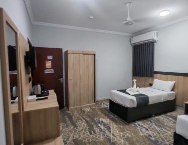 Twin Room with Private Bathroom