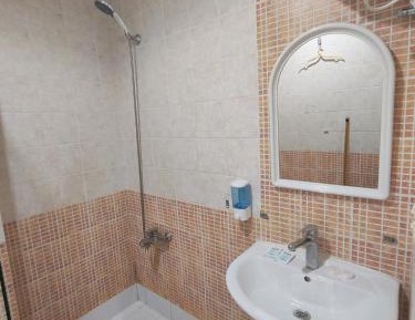 Twin Room with Private Bathroom