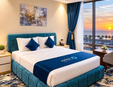 Deluxe Double Room with Side Sea View