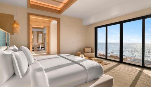 Overwater Villa Privé with Murjana Waterpark Access