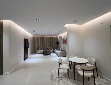 Three-Bedroom Apartment with Mountain View