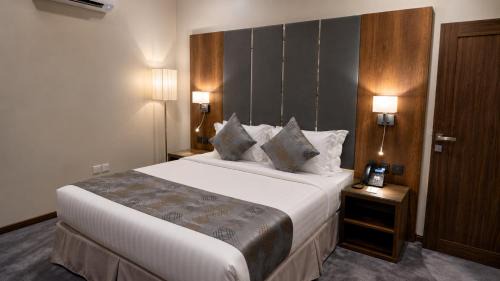Standard King Room