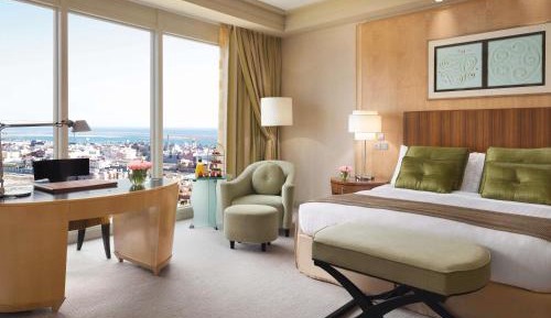 Premium King Room