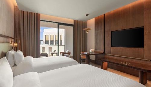 Deluxe Twin Room with Garden View and Murjana Waterpark Access