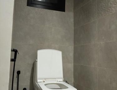 Deluxe Studio