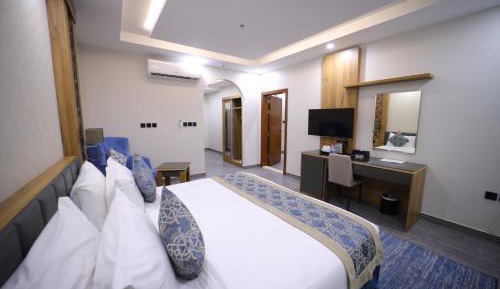 Room #1714492003
