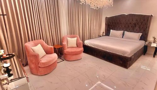 Luxury Triple Room