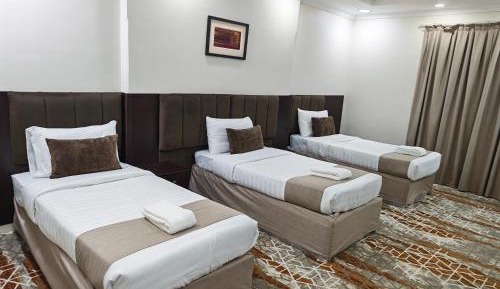 Triple Room with Private Bathroom
