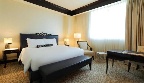 Executive Room King, Executive Lounge Access