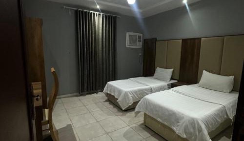 Deluxe Room (2 Adults + 1 Child)
