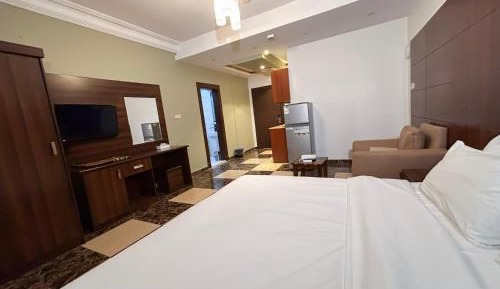 Standard King Room