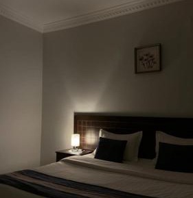 Deluxe Room (2 Adults + 1 Child)