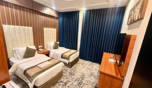 Deluxe Double or Twin Room