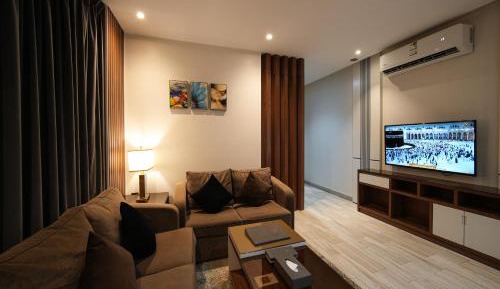 Suite with City View