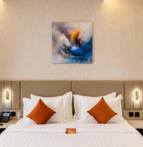 Superior King Room