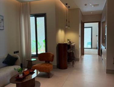 Deluxe Queen Suite
