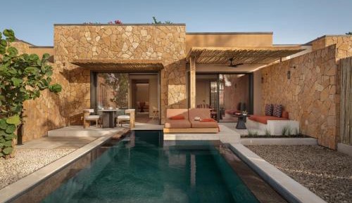 Pool Suite