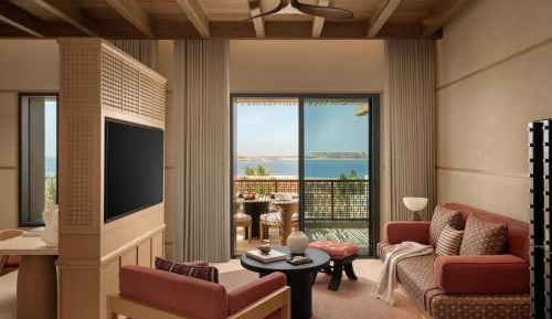 Sea View Suite