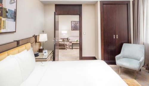 One-Bedroom King Suite - Disability Accessible