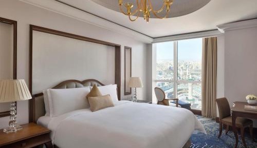 Royal Two-Bedroom Suite with Partial Kaaba View