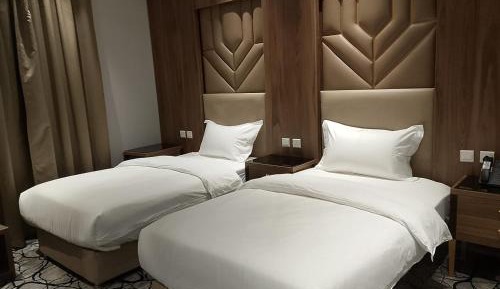 Twin Room with Bathroom